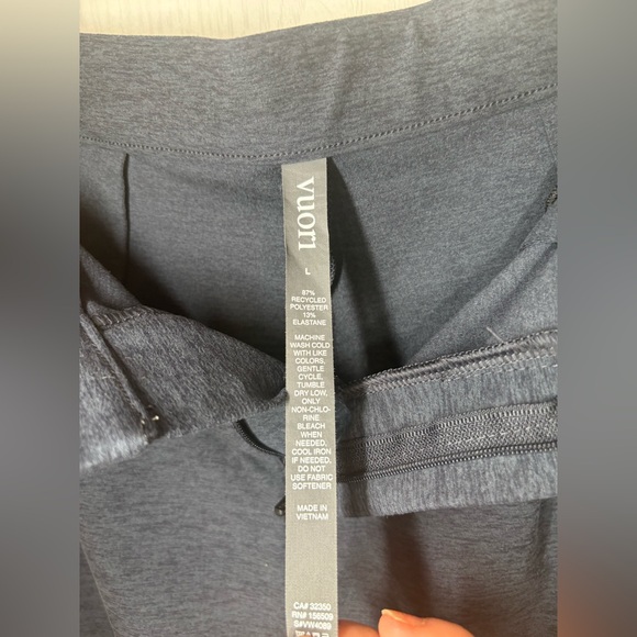 VUORI•Elevation Trouser High Rise Wide Leg Pleated•Midnight Heather•LIKE NEW•L - Picture 8 of 16